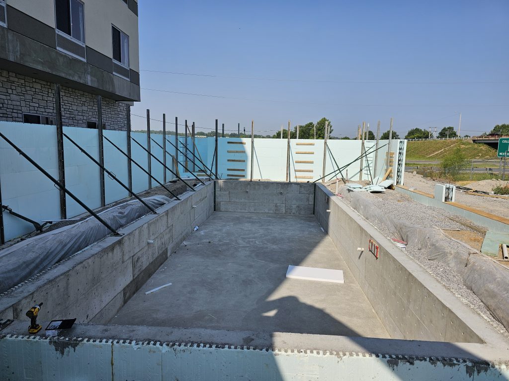 NEW POOL CONSTRUCTION - Marco Pools